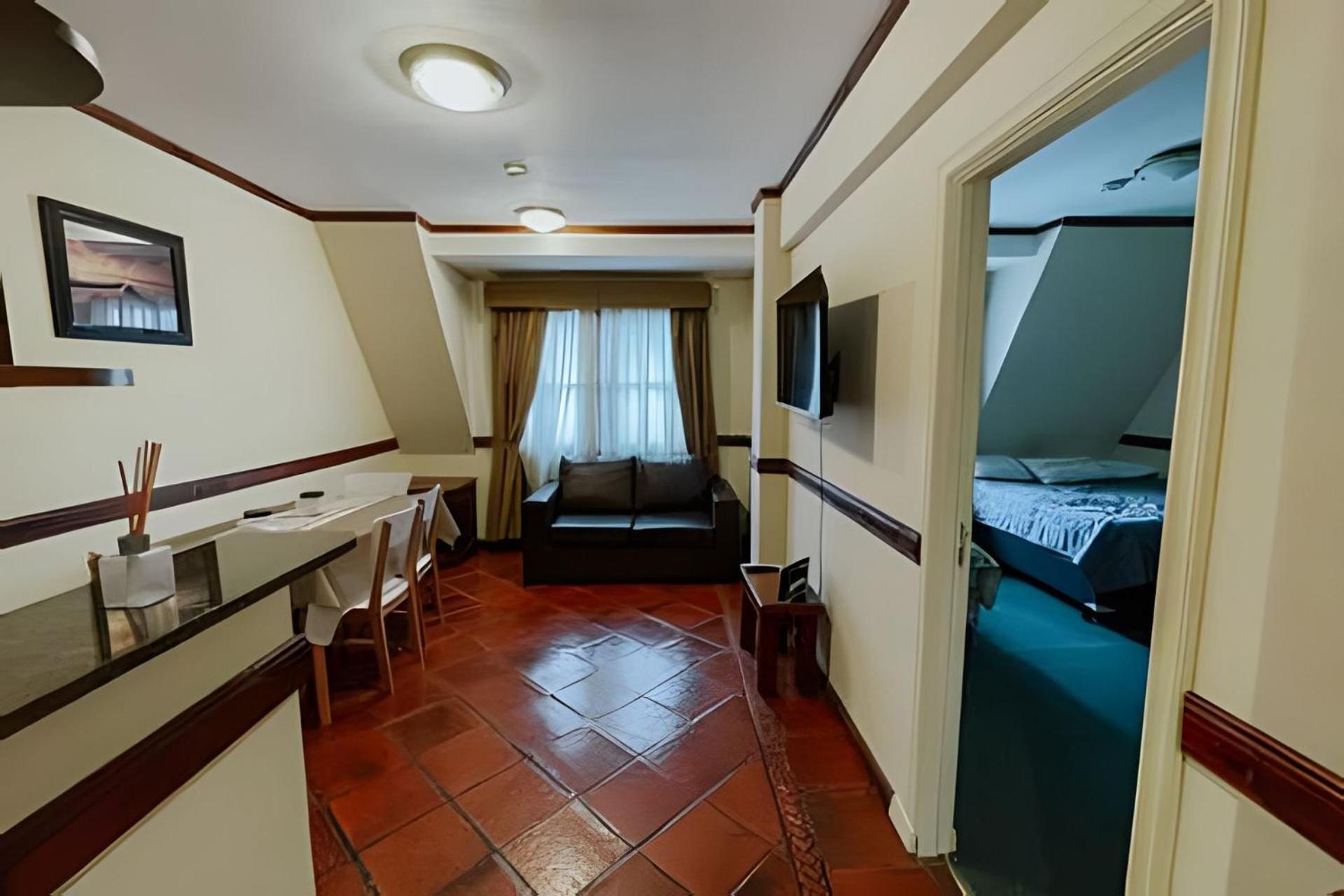 Viejo Lobo - Aunaisin Apartment *